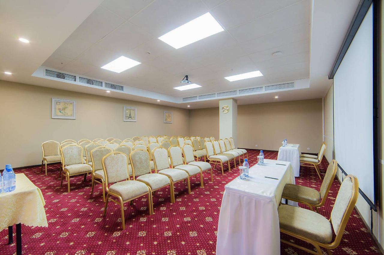Shera Hotel 4*